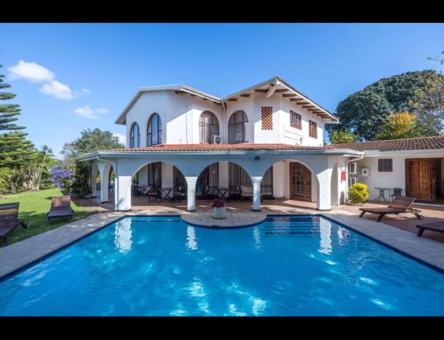 12 BEDROOM HOUSE SOLD IN KLOOF